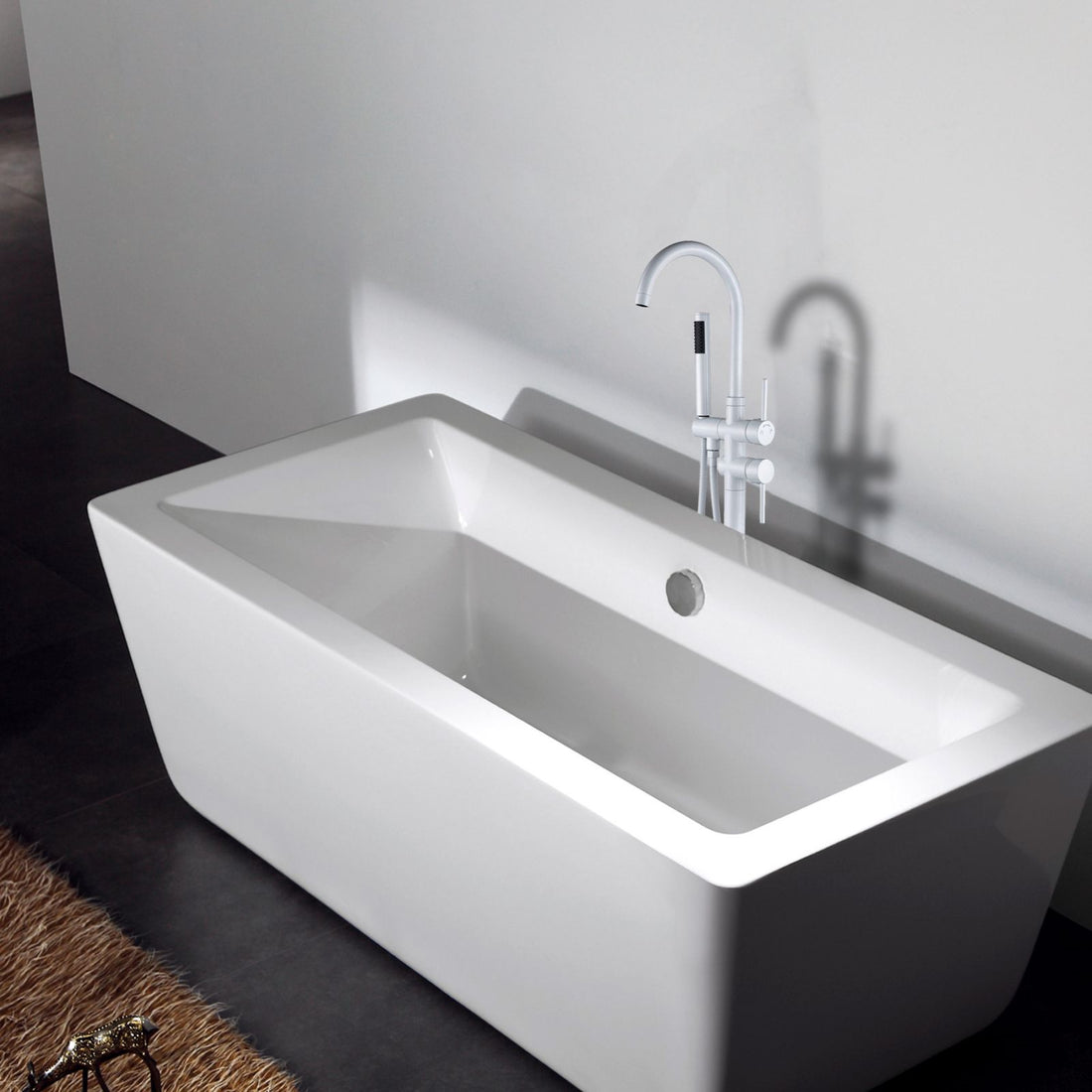 38&quot; Sleek Silver Bathroom Freestanding Tub Filler